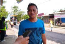 Jalan Poros Yasin Limpo di Pattalasang Gowa Mulai Mulus Warga Ucapkan Terimakasih FOTO: Jamil Dg Sijaya, Warga di Dusun Tassilli, Desa Pattalasang, Kecamatan Pattalasang, Kabupaten Gowa. (Dok. Pemprov Sulsel)