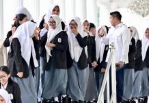 Presiden Canangkan Program Istana untuk Anak Sekolah FOTO: Siswa-siswi SMKN 19 Jakarta saat berada di Kompleks Istana Kepresidenan, Jakarta, pada Selasa, 7 April 2026. (Dok. Seskab)