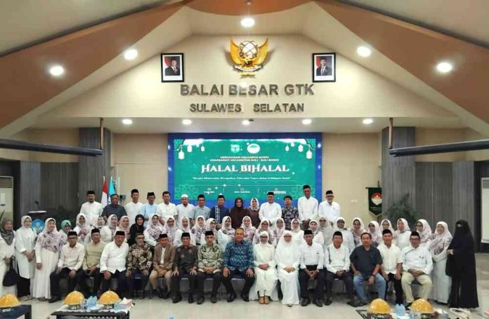 FOTO: Ketua BPW KKLR Sulawesi Selatan, Ir. Hasbi Syamsu Ali, MM, saat menghadiri Halal bihalal Wija To Luwu (WTL).