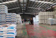 Mentan Amran Dukung Inovasi Pakan Ayam Probiotik IPB, Siap Dibawa ke Presiden Jika Capai Target FOTO: Gudang Pakan Ternak (dok Kementan)