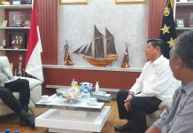 Kapolda Harap Konferensi PWI Sulsel Berlangsung Aman dan Nyaman FOTO: Ketua Bidang Organisasi PWI Pusat selaku Plt Ketua PWI Sulsel Zulkifli Gani Ottoh, SH didampingi Andi Pasamangi Wawo, Ronal Ngantung (Penasehat), Faisal Palapa, Amrullah Bagito (OC/SC), H Rukman Nawawi (Bendahara) Rusly dan H Ilyas Nurdin (Panitia), bertemu Kapolda Sulsel di ruang kerjanya, Selasa siang (15/4).