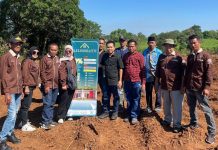 PT BSB Bangun Rumah Subsidi Program 3 Juta Rumah Prabowo, Dahlan: Tanpa DP, Cicilan Rp1 Juta/Bulan FOTO: PT. Bayao Sukses Bersama (BSB) saat melakukan peletakan batu pertama pembangunan perumahan subsidi program Presiden Prabowo di Moncongloe Bulu, Kecamatan Moncongloe, Kabupaten Maros, Sulawesi Selatan. Hari ini Rabu 15 April 2026.