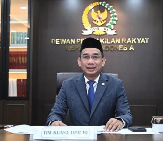 10 Mahasiswa Ilmu Hukum Uji Materiil Rumusan Pasal 411 dan Pasal 412 KUHP, Rudianto Lallo Tampil Jadi Kuasa Komisi III DPR FOTO: Anggota Komisi III DPR RI Rudianto Lallo. (Dok. via instagram)