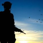 Normalisasi Militer di Kampus: Ancaman Serius bagi Kebebasan Akademik FOTO: Ilustrasi Militer (by iStock)