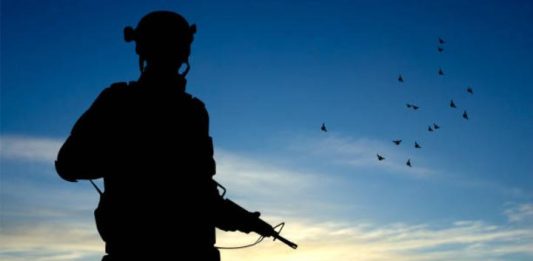 Normalisasi Militer di Kampus: Ancaman Serius bagi Kebebasan Akademik FOTO: Ilustrasi Militer (by iStock)