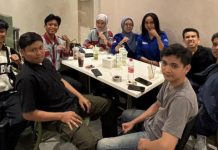 Gelombang Protes Mahasiswa: Anggaran Fantastik Pemprov Kaltim Picu Krisis Kepercayaan Publik FOTO: Aliansi EAST Borneo Bersatu. Sejumlah organisasi daerah seperti HIPMA-KT Cabang Makassar, Mahasiswa asal Berau, serta lembaga mahasiswa asal Paser di Makassar.