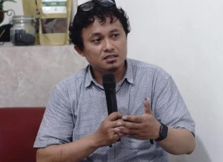 Musda Tertunda Lagi, Pengamat Politik: Kekuatan Golkar Terletak pada Jaringan Daerah yang Solid FOTO: Direktur Profetik Institut, Asratillah. (Dok. Nabilah)