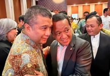 Jelang Musda Golkar Sulsel, EA – Bahlil Kembali Bertemu FOTO: Senior partai Erwin Aksa saat bertemu Ketua umum partai golkar Bahlil Lahadalia. (Dok via Facebook)