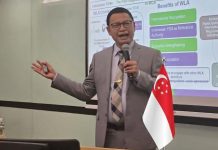 Dari Kampus Elite Dunia, Taruna Ikrar Umumkan Arah Baru BPOM: Digitalisasi, Reliance, dan Lompatan Global FOTO: Kepala Badan Pengawas Obat dan Makanan Republik Indonesia (BPOM RI), Prof. Dr. Taruna Ikrar, M.Biomed., Ph.D., mendapat sambutan meriah saat memenuhi undangan National University of Singapore (NUS) untuk membawakan kuliah pakar di salah satu kampus terbaik dunia.