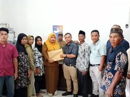 Kuasa Hukum Tiga Tersangka Ajukan Permohonan RDP ke DPRD Palas, Untuk Mengundang PT. BARAPALA FOTO: Direktur Advokat Bintang Keadilan, Mardan Hanafi Hasibuan, bersama kawan kawan melakukan pendampingan terhadap masyarakat keluarga tiga orang klien mereka sebagai tersangka dalam kasus pencurian tandan buah segar (TBS) oleh Polres Padang Lawas yang dilaporkan PT Barumun Raya Padang Langkat (Pt Barapala). Laporan tersebut tercatat dengan nomor LP/B/84/III/2026/SPKT/Polres Padang Lawas/Polda Sumatera Utara.