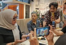 Eks Pimpinan DPRD Sulsel Tak Mengetahui Pengadaan Nanas Rp60 Miliar, KOPEL Sulawesi: Ada Kesan Pembiaran FOTO: Ketua DPRD Sulsel periode 2020-2024, Andi Ina Kartika Sari memberikan keterangan pers usai diperiksa penyidik pada kejaksaan tinggi sulawesi selatan. Jumat, (24/4/2026). (LN)