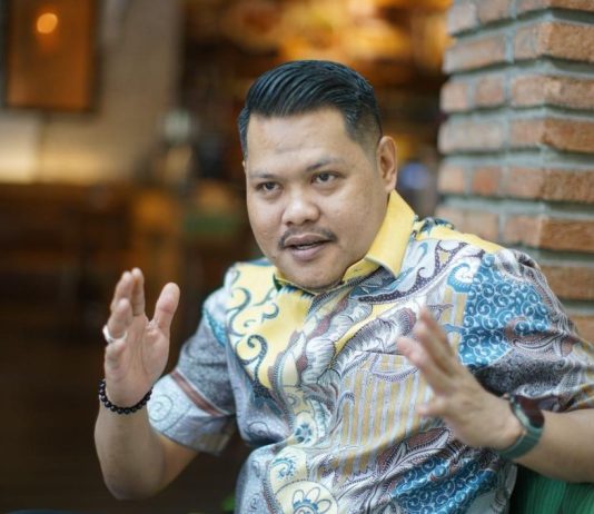 Prabowo di May Day 2026, Ketum Logis 08: Pemerintah Tegaskan Hadir Bawa Kebijakan Pro Buruh FOTO: Ketua Umum Logis 08 Anshar Ilo (Ist)*