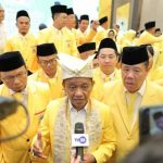 Dua Nama ‘Dikunci’ DPP, Antara IAS dan Andi Ina Siapa Bakal Terima Rekomendasi Jadi Ketua Golkar Sulsel? FOTO: Ketua Umum DPP Golkar, Bahlil Lahadalia, saat memberikan keterangan persnya pada kesempatan lainnya. (Dok via media sosial)