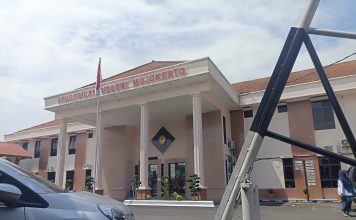 Evaluasi Besar bagi Lembaga Peradilan Mojokerto Pasca Putusan, Advokat Rikha: Peradilan Sesat, Potret Kebobrokan Negeri Img 20260427 115518