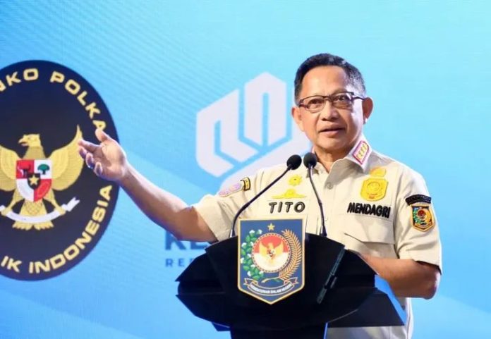 FOTO: Menteri Dalam Negeri (Mendagri), Tito Karnavian menghadiri pertemuan kepala daerah di wilayah Maluku dan Nusa Tenggara di Ballroom Merumatta Senggigi Lombok, Kabupaten Lombok Barat, Nusa Tenggara Barat (NTB). Selasa,(19/5/2026). (Dok. Kemendagri)