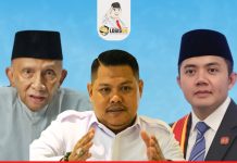 Tak Mencerminkan Negarawan, Logis 08 Minta Amien Rais Lebih Bijak dan Segera Minta Maaf Ket: Klose foto Ketua Umum Logis 08 Anshar Ilo (tengah) Amien Rais dan Seskab Teddy**