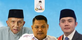 Tak Mencerminkan Negarawan, Logis 08 Minta Amien Rais Lebih Bijak dan Segera Minta Maaf Ket: Klose foto Ketua Umum Logis 08 Anshar Ilo (tengah) Amien Rais dan Seskab Teddy**