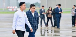 Sujiwo Tedjo Sebut Kedudukan Teddy Setara Perdana Menteri FOTO: Wakil Presiden RI, Gibran Rakabuming Raka dan Sekertaris Kabinet Teddy Indra Wijaya. (Dok Seskab)