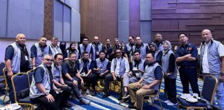 Walk Out dari Mubes, IKAFE Ingin IKA Unhas Lebih Berdampak FOTO: Delegasi Ikafe Unhas usai melakukan aksi walk-out di Mubes IKA Unhas 1-3 Mei 2026 di Hotel Four Point - Makassar.