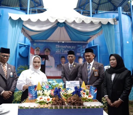 Janji Transparansi Naili Trisal dalam Seleksi Direksi PAM-TM Palopo Dinantikan Publik FOTO: Walikota Palopo Naili Trisal saat Menghadiri HUT PAM-TM