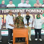 Didampingi Bupati dan Pimpinan DPRD Sulsel, IAS Buka Turnamen Domino SMS Cup I FOTO: Bupati Wajo, H. Andi Rosman, Ilham Arief Sirajuddin dan Supriadi Arif wakil ketua DPRD Sulsel. (Istimewa)