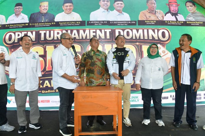 FOTO: Bupati Wajo, H. Andi Rosman, Ilham Arief Sirajuddin dan Supriadi Arif wakil ketua DPRD Sulsel. (Istimewa) 