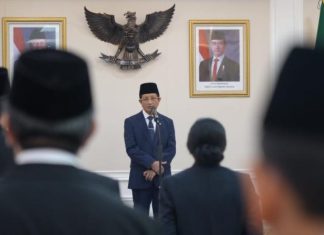 Menag Lantik Lukman Arake di IAIN Bone dan Darmawati di IAIN Parepare FOTO: Menteri Agama RI, Nasaruddin Umar, resmi melantik tujuh pimpinan Perguruan Tinggi Keagamaan Negeri (PTKN). Pelantikan berlangsung di Kantor Kementerian Agama, Lapangan Banteng, Jakarta, Senin (11/5/2026). (Dok Kemenag)
