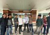 Aksi HMPLT di BPK Sulsel Tuntut Transparansi Audit Keuangan Daerah Luwu Timur FOTO: Himpunan Mahasiswa Penyelamat Luwu Timur (HMPLT) kembali menggelar aksi demonstrasi lanjutan di Kota Makassar dengan menyasar Kantor Badan Pemeriksa Keuangan (BPK) RI Perwakilan Sulawesi Selatan, Jalan AP Pettarani, Selasa (12/5/2026).