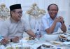 Pernah di Demokrat, Musda Golkar ke X: Supriansa dapat Surat Rekomendasi DPP Jadi Calon Tunggal Ketua DPD Golkar Sulsel FOTO: Politisi senior partai golkar Sulawesi Selatan (Sulsel), Supriansa duduk satu meja dengan Ketua Plt DPD I Golkar Sulsel, Muhidin M.Said. (istimewa)