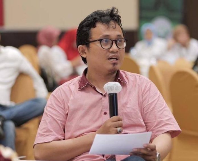 FOTO: Direktur Profetik Institute, Asratillah, (dok via Google)