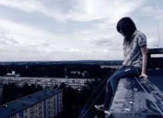 Mahasiswi Bunuh Diri, Isu Kesehatan Mental Kalangan Gen Z, Ishaq: Unhas Segera Ambil Langkah Mitigatif FOTO: Ilustrasi bunuh diri dari atas gedung. (Istimewa)