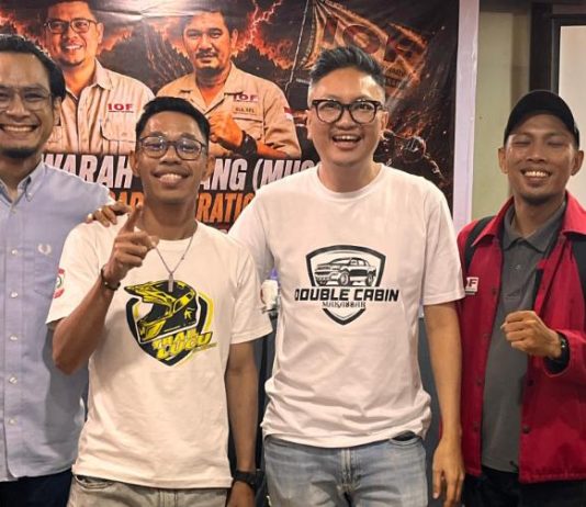 Hasil Muscab: Irfan Qurniawan Nahkodai Pengcab IOF Makassar Masa Bakti 2025–2030 FOTO: Irfan Qurniawan kedua dari kanan, Terpilih sebagai Ketua Pengcab IOF Makassar di hotel horison Makassar. Sabtu (23/5/2026).