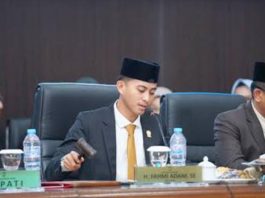 Hak Angket DPRD Terhadap Bupati Gowa Sulit Terpenuhi, ini Kata Guru Besar Hukum Tata Negara Unhas FOTO: Pimpinan DPRD Kabupaten Gowa saat menyelenggarakan sidang paripurna. (Dok via Instagram)