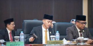 Hak Angket DPRD Terhadap Bupati Gowa Sulit Terpenuhi, ini Kata Guru Besar Hukum Tata Negara Unhas FOTO: Pimpinan DPRD Kabupaten Gowa saat menyelenggarakan sidang paripurna. (Dok via Instagram)