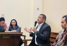 Mantan Gubernur Lampung Arinal Djunaidi hadirkan Pakar HTN Dr. Fahri Bachmid sebagai Ahli dalam Sidang Praperadilan Lawan Kajati Lampung FOTO: Pakar Hukum Tata Negara dan Konstitusi Universitas Muslim Indonesia (UMI), Dr. Fahri Bachmid, S.H., M.H. sebagai Ahli untuk memperkuat dalil dan argumentasi permohonan Praperadilan Arinal Djunaidi di Pengadilan Negeri Bandar Lampung, 22 MEI 2026. (Istimewa)