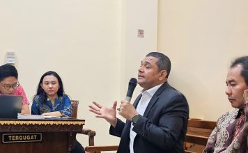 Mantan Gubernur Lampung Arinal Djunaidi hadirkan Pakar HTN Dr. Fahri Bachmid sebagai Ahli dalam Sidang Praperadilan Lawan Kajati Lampung FOTO: Pakar Hukum Tata Negara dan Konstitusi Universitas Muslim Indonesia (UMI), Dr. Fahri Bachmid, S.H., M.H. sebagai Ahli untuk memperkuat dalil dan argumentasi permohonan Praperadilan Arinal Djunaidi di Pengadilan Negeri Bandar Lampung, 22 MEI 2026. (Istimewa)