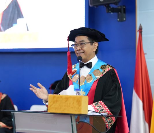 Prof JJ Beri Ucapan Selamat ke 5.848 Calon Mahasiswa Lulus SNBT Unhas 2026, Jangan Lupa Registrasi Ulang FOTO: Rektor Unhas, Prof. Dr. Ir. Jamaluddin Jompa, M.Sc,