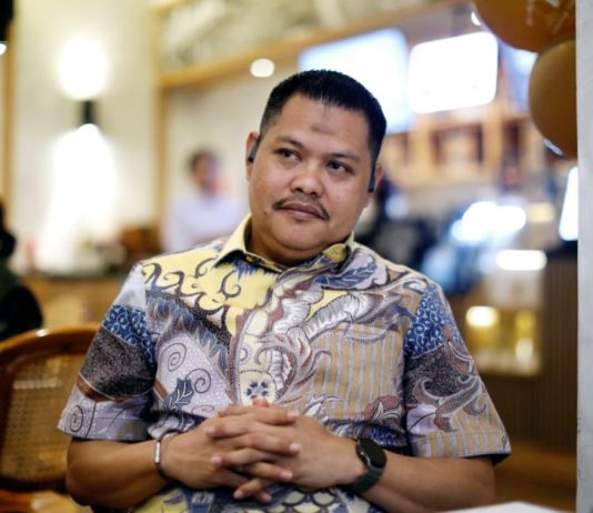 Logis 08 Dukung Prabowo Bentuk PT Danantara SDA, Ekspor Tak Lagi Dikuasai Oligarki Ket Foto: Ketua Umum Logis 08 Anshar Ilo (Ist)