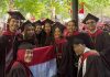 Usianya Baru 20 Tahun, Anak Makassar Pidato Kelulusan, Wakili Alumni Harvard University FOTO: Allegra Jade Dreanda Isdar tampil memukau di Cambridge, Massachusetts USA, Rabu, 27 Mei 2026. (Istimewa)