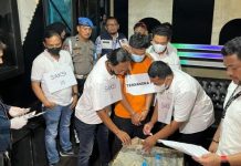 Dari Dragon Bertransformasi Jadi Phantom, Polrestabes Bongkar Jaringan Narkoba Berkedok THM FOTO: Satresnarkoba Polrestabes Medan terus mendalami keterkaitan Phantom KTV apakah masih satu jaringan dengan Dragon KTV yang sebelumnya pernah disegel dan direkomendasikan Ditres Narkoba Poldasu untuk ditutup usai penggerebekan pada 23 Mei 2025.