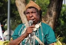 Direktur LBH Merauke Meminta Publik Tidak Menyudutkan atau Menghakimi Tokoh Perempuan Adat Papua FOTO: Mama Yasinta (dok via google)