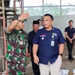 Jadi Wakil Kepala BGN, Trenggono Mundur dari TNI FOTO: Mayjen TNI Trenggono (Kanan) saat masih menjabat Wakil Direktur Utama (Wadirut) PT Agrinas Pangan Nusantara Mayor saat meninjau pembangunan Koperasi Desa Merah Putih di Getasan Salatiga, Jawa Tengah. (Dok. Kodim Magelang)