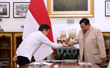 Temui Presiden Menkes Bahas PHTC FOTO: Menteri Kesehatan Budi Gunadi Sadikin menghadap Presiden Prabowo Subianto, pada Selasa, 9 Juni 2026, untuk melaporkan hasil nyata perkembangan pelaksanaan Program Hasil Terbaik Cepat (PHTC), atau quick win, serta program unggulan lainnya di bidang kesehatan yang sudah dapat diakses oleh masyarakat. (Seskab)