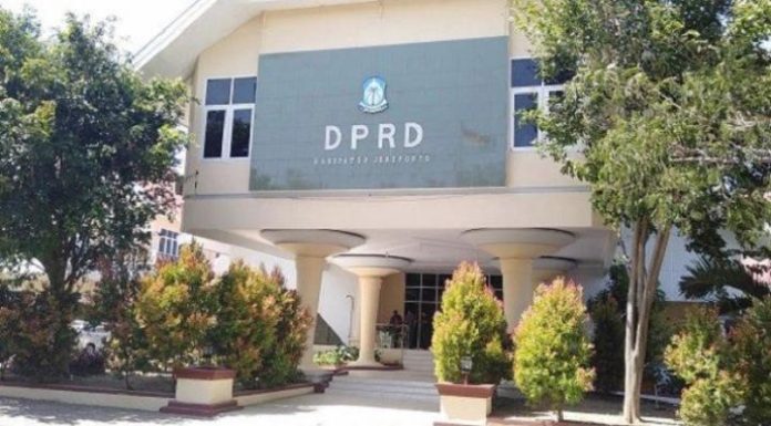 FOTO: Gedung DPRD Kabupaten Jeneponto. (Dok via beranda Sulsel) FOTO: Gedung DPRD Kabupaten Jeneponto. (Dok via beranda Sulsel)