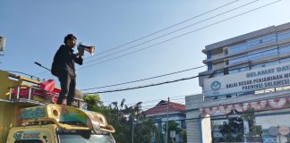 Masih Soal MBG, GMP ELIT Geruduk Kejati dan Kantor Komite Pengelola Program Gizi Sulsel FOTO: Gerakan Mahasiswa Pemuda Elang Timur Indonesia (GMP ELIT) kembali menggelar aksi unjuk rasa di depan Kantor Balai Besar Penjaminan Mutu Pendidikan (BBPMP) Provinsi Sulawesi Selatan di Jalan AP Pettarani, Makassar yang saat ini difungsikan sebagai Kantor Komite Pengelola Program Gizi (KPPG) Sulawesi Selatan, Senin (8/6/2026). (Ist)