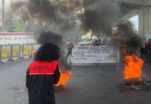 GAM Gelar Aksi di Makassar, Desak Stabilisasi Rupiah dan Tolak Kenaikan Harga Pertamax FOTO: Sejumlah mahasiswa yang tergabung dalam Gerakan Aktivis Mahasiswa (GAM) menggelar aksi unjuk rasa di Pertigaan Hertasning - Pettarani, Kamis (11/6/2026).
