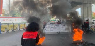 GAM Gelar Aksi di Makassar, Desak Stabilisasi Rupiah dan Tolak Kenaikan Harga Pertamax FOTO: Sejumlah mahasiswa yang tergabung dalam Gerakan Aktivis Mahasiswa (GAM) menggelar aksi unjuk rasa di Pertigaan Hertasning - Pettarani, Kamis (11/6/2026).