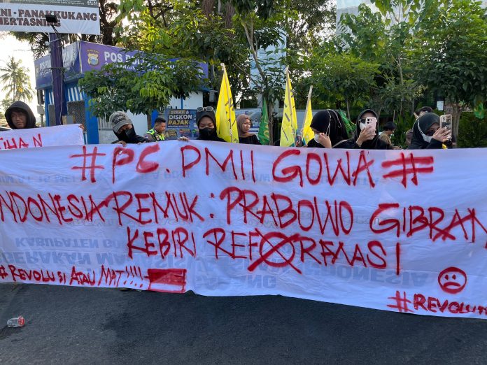 FOTO: Pergerakan Mahasiswa Islam Indonesia (PMII) Cabang Gowa melaksanakan aksi demonstrasi bertajuk 