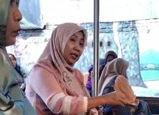 Jual Beli Jabatan Kepsek di Makassar, Kabid GTK Tersudut di APH, LASKAR Sulsel: Jangan Mati Konyol, Sebut Nama Saja!!! FOTO: Salah satu guru mengungkap dugaan setoran fee calon kepal sekolah di Dinas Pendidikan Kota Makassar.