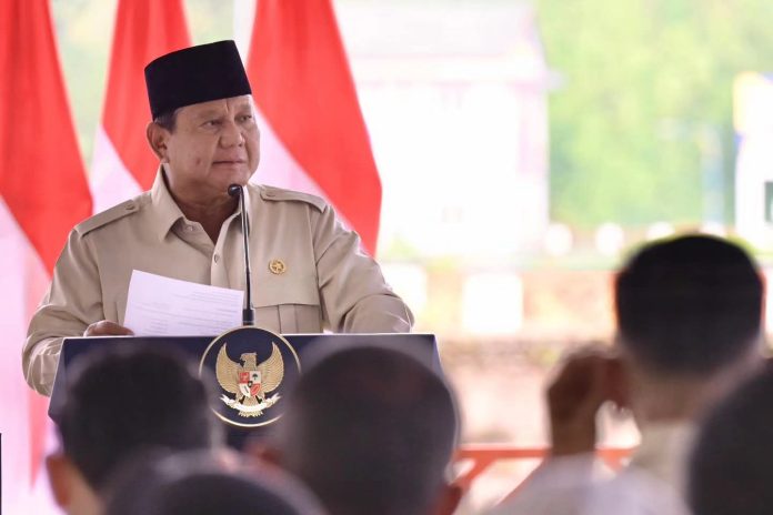 FOTO: Presiden Prabowo Subianto meresmikan lima bendungan secara serentak yang dipusatkan di Bendungan Meninting, Kabupaten Lombok Barat, Nusa Tenggara Barat. Jumat, 10 Juli 2026. (Seskab)